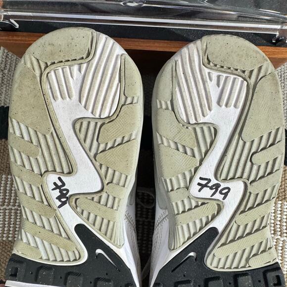 Nike Air Max Excee Sneaker Men 11.5 White Gray Black Swoosh Y2K Dadcore Casual - Picture 3 of 8